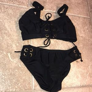 Venus lace up bikini